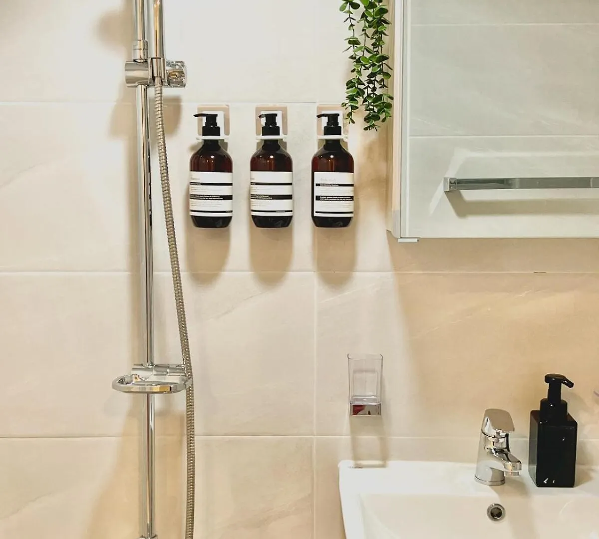 Stay Waterfall- Yeonhui Hongdae 10Mins Sinchon 3Beds 6Ppl Seul Coreia do Sul